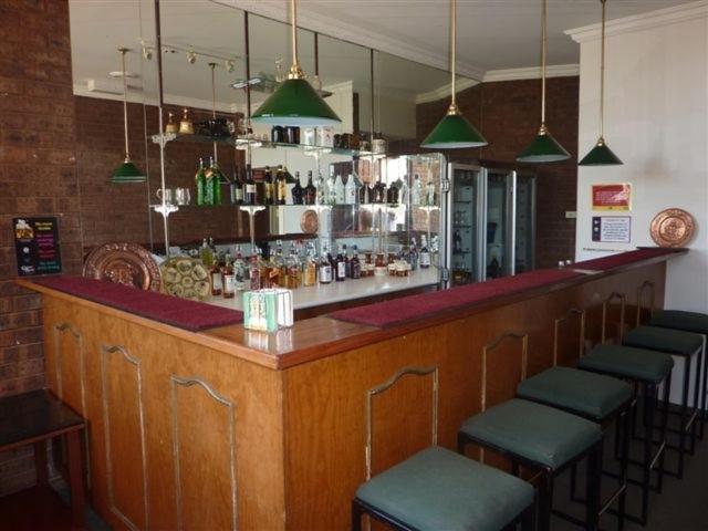 Countryman Motor Inn Даббо Экстерьер фото